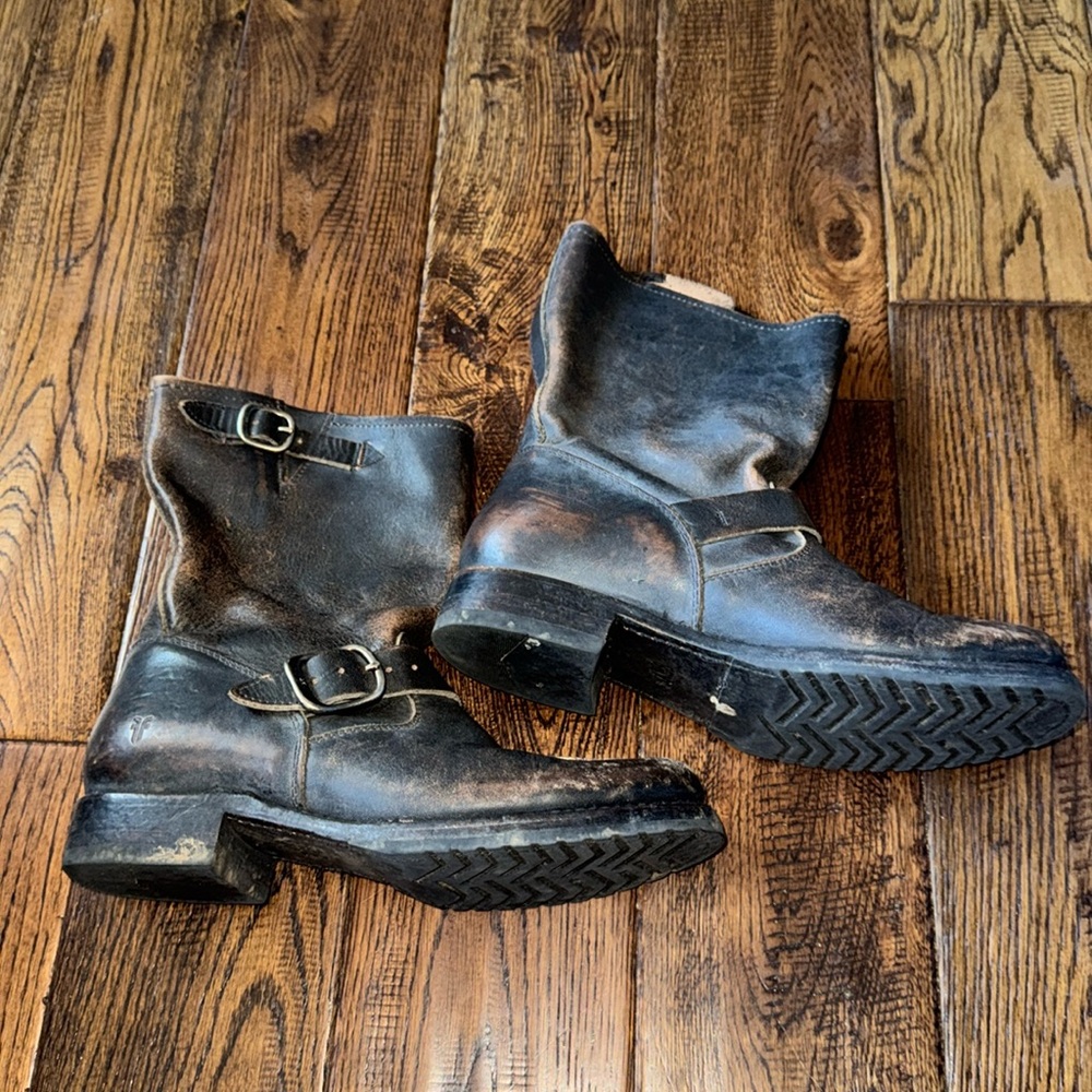 FRYE Veronica Short Women’s Boots Size 8 1/2 B